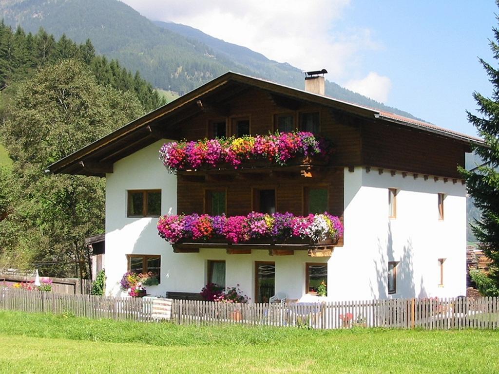 Haus Gabi Appartement Neustift im Stubaital Buitenkant foto